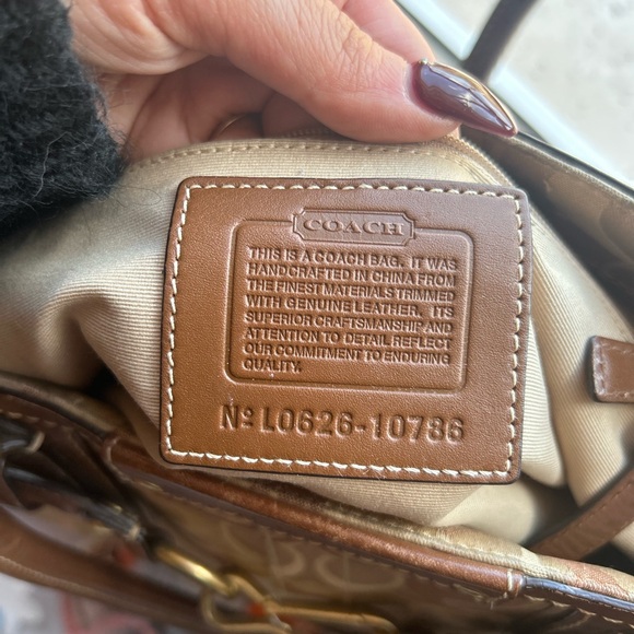 Coach Signature Hampton Double Handle Satchel - Picture 2 of 3